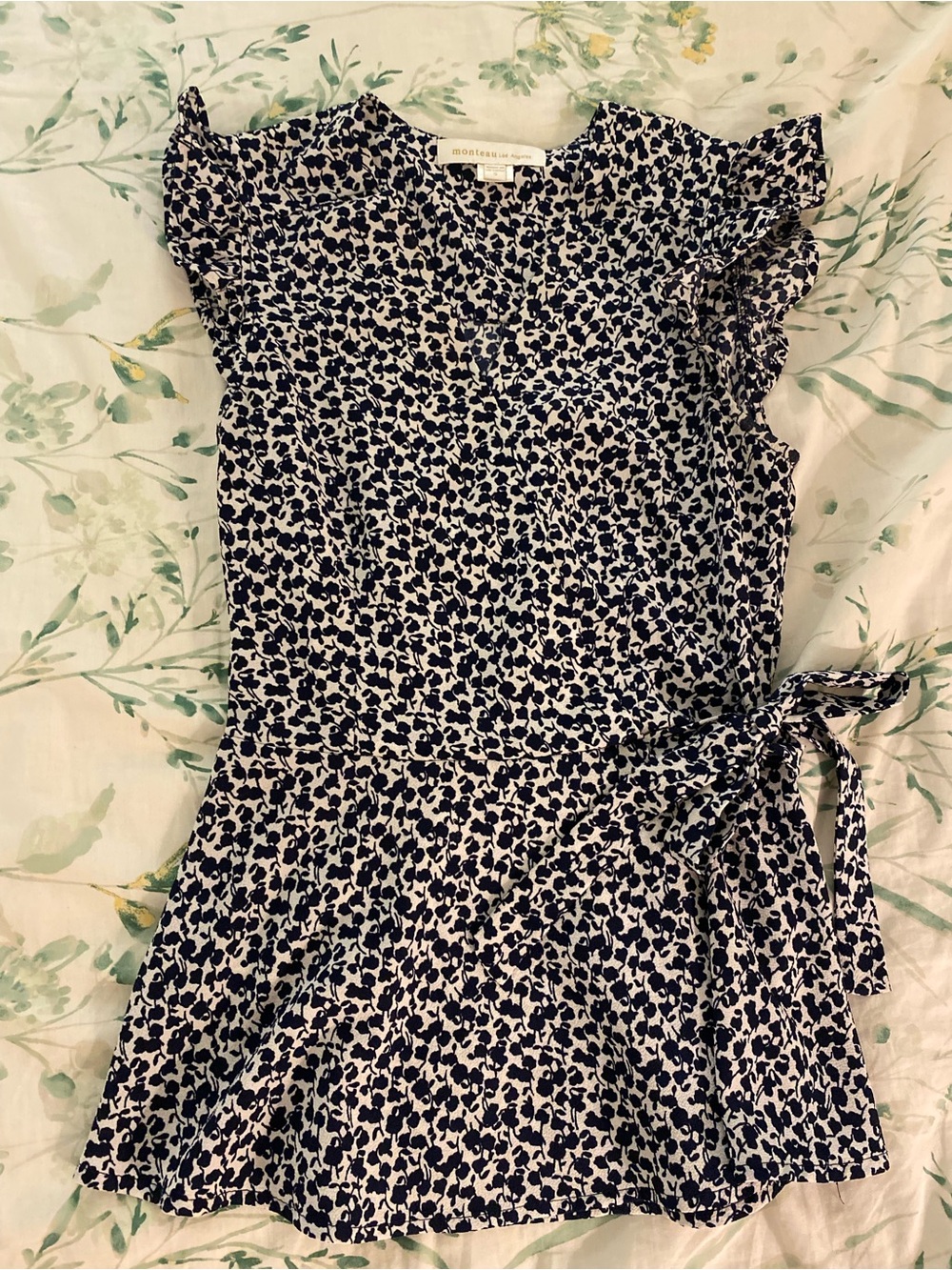 Monteau Like-New Navy and White Floral Wrap-Accent Top